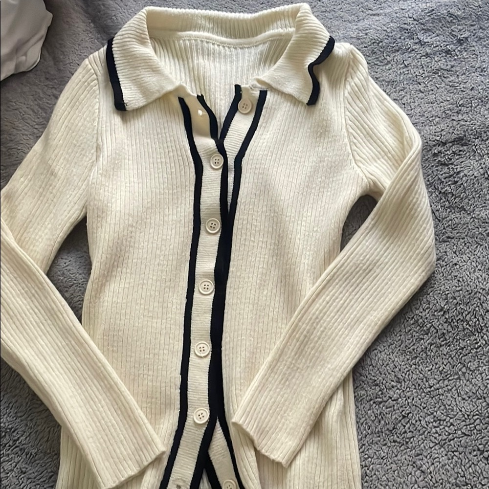 Cream Ribbed Women's Sweater